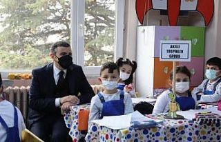 Öğrenciler Vali Atay ile buluştu