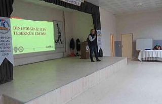 Öğretmen ve öğrenciler siber suçlar konusunda...