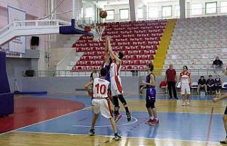 Okul Sporları Basketbol Yıldızlar Türkiye Yarı...