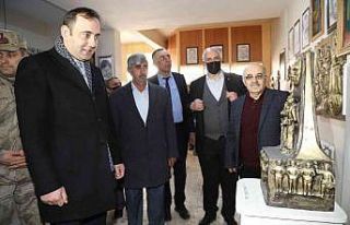 Oltu’da rolyef sergisi açıldı