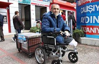 Önce bacaklarını kaybetti, şimdi de el parmaklarını...