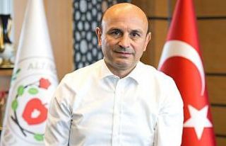 Oral: Türk kadını, büyük mücadelelerin altına...