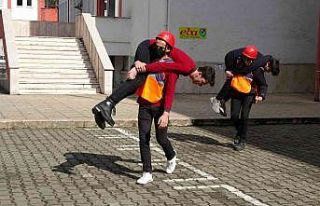 Ordu’da gerçeğini aratmayan deprem tatbikatı