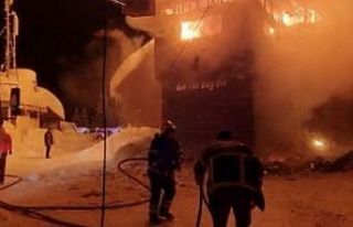 Ordu’da turistik otel alevlere teslim oldu