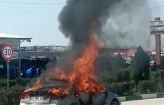 Osmaniye’de LPG tankı patlayan otomobil alev alev...