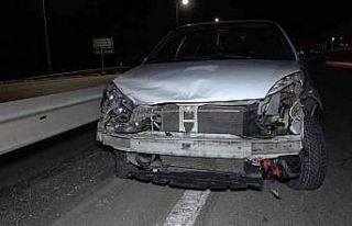 Otobüs ile otomobil çarpıştı: 5 çocuk yaralandı