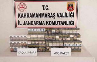 Otobüste 400 paket sahte bandrollü sigara ele geçirildi