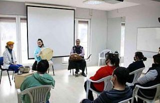 Özel öğrencilere pentatonik müzik dinletisi