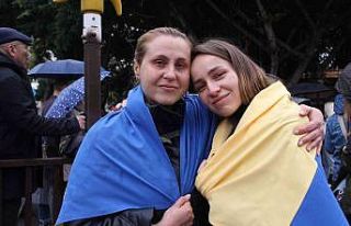 (Özel) Ruslar ve Ukraynalılar, Mersin’de el ele...