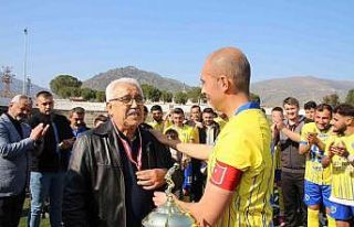 Pamukörenspor Burak Can’ı unutmadı