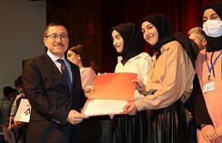 Proje yarışmasında ödüller sahiplerini buldu