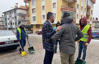 Pursaklar’ın Temizlik Timi bahar temizliğinde