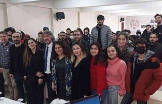 Radyo televizyon programcılığı öğrencilerine...