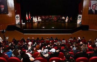 Rektör Çakmak, Nevruz Bayramı kapsamında düzenlenen...