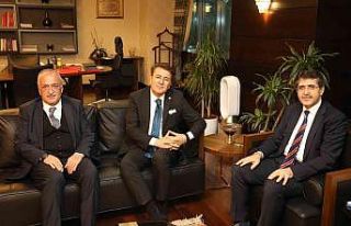 Rektör Çomaklı, Strateji ve Bütçe Başkanı İbrahim...