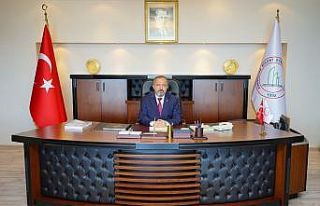 Rektör Çufalı, 18 Mart Çanakkale Zaferi 107. yılını...