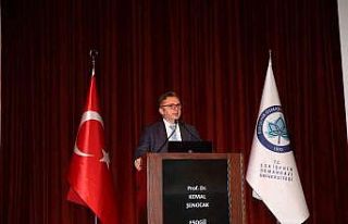 Rektör Şenocak: “Sağlıkta şiddet, hayat memat...