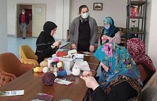 Sağlıkçılar yaşlılara saygı haftasını huzurevinde...