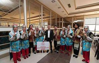 Şahinbey halk oyunları yarışmasına ev sahipliği...