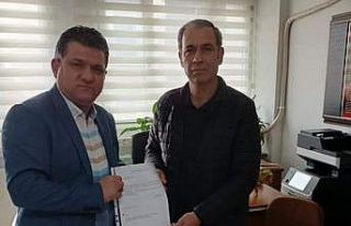 Salihli’de yeni başkanlar mazbatasını aldı