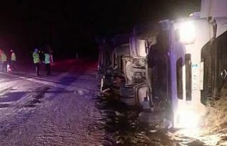 Samsun’da tır devrildi: 1 ölü