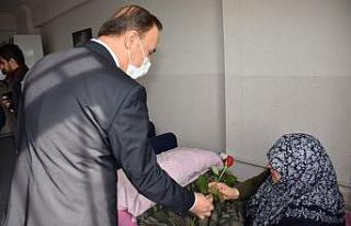 Şanlıurfa Valisi Erin, yaşlıları unutmadı