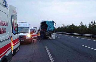 Şanlıurfa’da yolcu otobüsü tırla çarpıştı:...