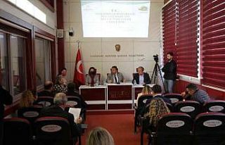 Seferihisar Belediye Meclisinde vatandaşlardan sessiz...