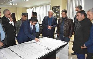 Şehzadeler’in yeni pazar yeri projesi pazarcılarla...
