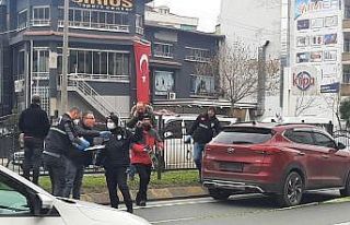 Seyir halindeki jipe silahla ateş ederek kaçtı:...