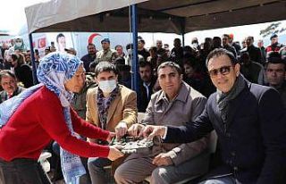 Silifke’de çağla festivali düzenlendi