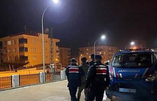 Sinop’ta dolandırıcılık suçundan aranan şahıs...