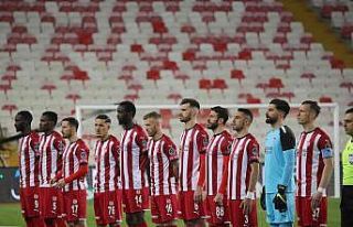 Sivasspor, Antalyaspor maçına 2 eksikle çıkacak