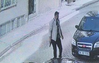 Sokak ortasında kurusıkı tabancanın dipçiğiyle...