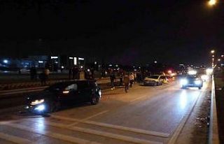 Sollarken 2 araca çarptı: 2 yaralı