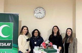 Stant açarak Yeşilay ve YEDAM’ı tanıttılar