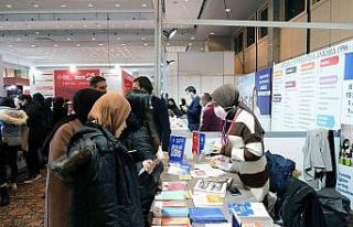 SUBÜ İstanbul’da üniversite adaylarıyla buluştu