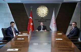SUBÜ Rektörü Sarıbıyık, Bakan Varank ile bir...