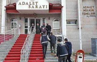 Suç makinaları uyuşturucu ile yakalandı