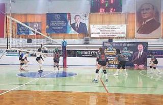 Süleymanpaşa’nın kızları voleybolda da yükseliyor