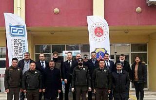 Sungurlu’da 300 fidan dağıtıldı