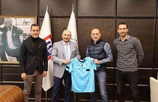 Süper Lig hakemlerinden AYTO çıkarması