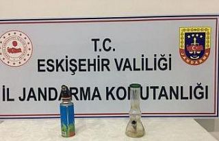 Şüpheli araçta uyuşturucu madde ele geçirildi
