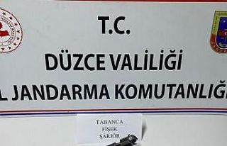 Şüpheli hareketleri ele verdi