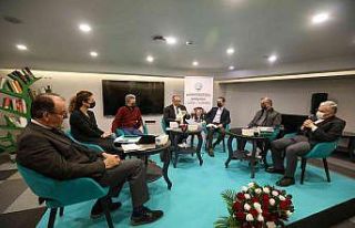 Talas’ta kitap sohbetleri ’geçmişten geleceğe’...