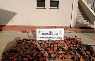 Tarladan çaldıkları boruları geri dönüşüm...