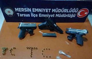 Tarsus’taki uygulamalarda 10 tabanca ele geçirildi