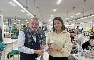 Tekstil fabrikasından Dünya Kadınlar Günü jesti