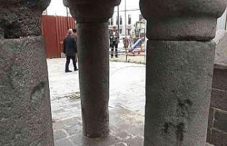 Teröristlerin ayağından tahrip ettiği Dört Ayaklı...
