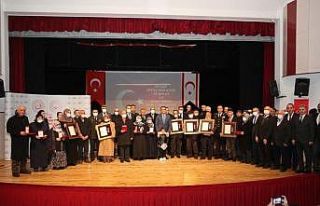 Tokat’ta 6 şehit ailesi ile 19 gaziye devlet övünç...